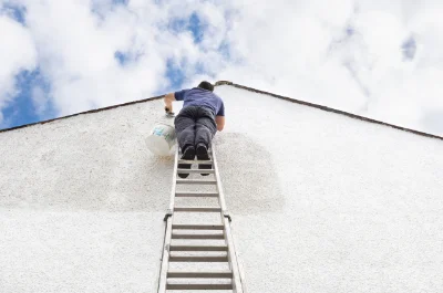 Peinture extérieure à la Brosse-Montceaux — façades et ravalement